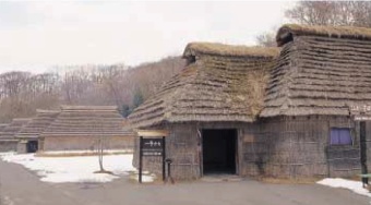 伝統の暮らしのすがたー衣・食・住 – 北海道數位博物館